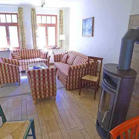 Prázdninový dům Ferienhaussiedlung Strandperlen Kuestenhof 5a Wustrow (Fischland)